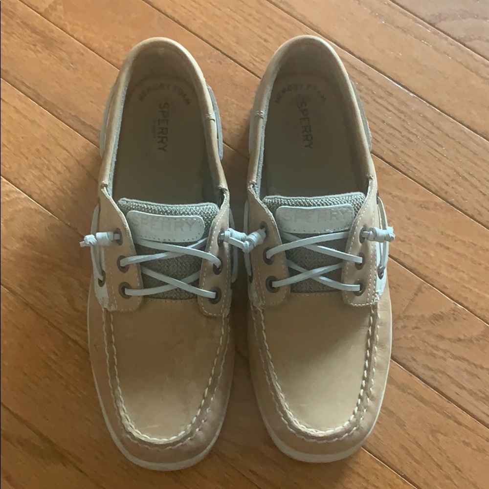 Sperry slip on shoes